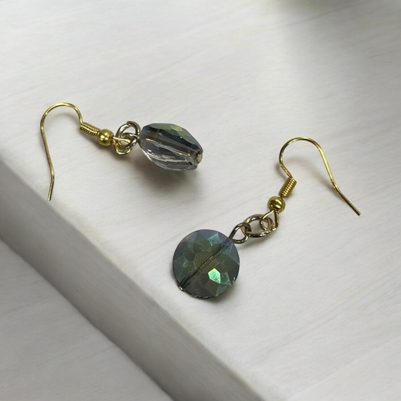 Mystic Crystal Fascet and Gold Earrings - Picture 3 of 4